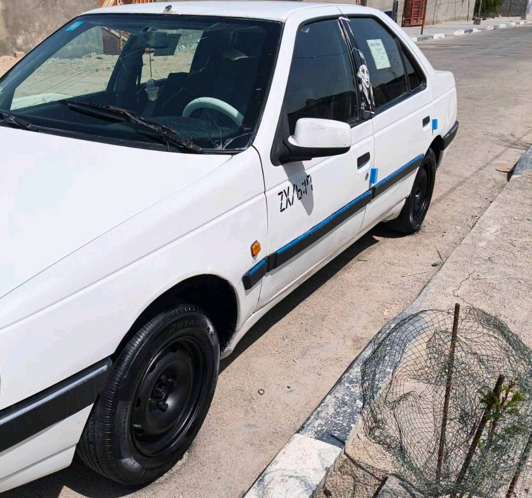 سلام عليكم بيجو 405 مديل 14 سيارة نظيفه رقم بصره خصوصي/محرك كير خير من الله تبريد ويه سويج ما ناقصها شي مكاني البصره ابي الخصيب العوجه سعر 35 وبيها مجال قليل ***********