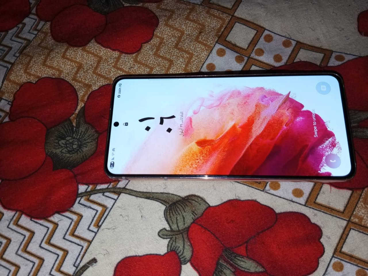 سلام عليكم جهاز للبيع s21 اف اي 5G تردد الشاشه 120 هيرتز جهاز غني عن التعريف ببجي 90 فريم يدعم معالجين مو معالج واحد ذاكرة 128 عشوائية 16 للبيع او يرهم مراوس ب ايفون حسب القناعة السعر 270 وبي مجال بسيط كامرة عملاقه تجيب لقمر مثل مموضح بل منشور..
