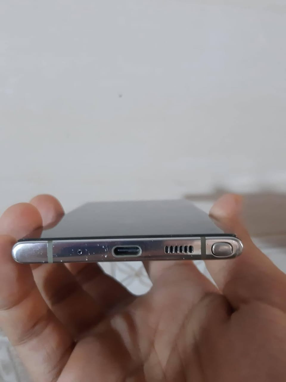جهاز Not 10 plus 5G امريكي للبيع
- ياخذ خط واحد ورام واحد 
- ذاكرة 256 ورام 12 
- سماعات ستريو سبيكر 
- معالج سناب دراغون ويدعم تسجيل المكالمات 
- يحتاج تبديل ظهر و تنظيف للكامرة الامامية وهي شغالة 
- بدون ملحقات فقط الجهاز مع كفر ماك سيڤ
الباقي كله شغال ومكفول
السعر : 250 وبي مجال 
للتواصل واتسأب : ***********
