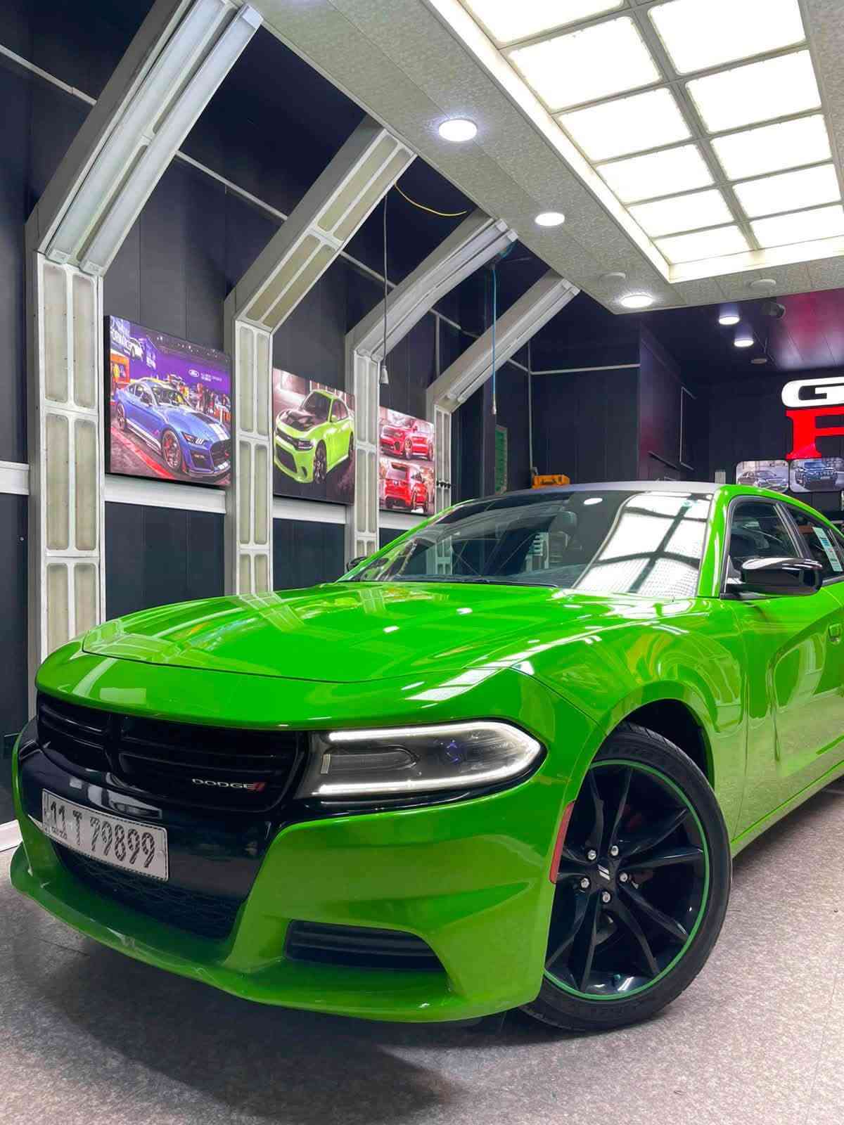 السلام عليكم البيع جارجر 2017 لون 🍏 تفاحي بلادي 

SXTالسعر188 او بيها مجال 

تخم تاير جديد صدر جديد
قطعتين تبريد ثلج ❄️ 
شاشة او كامرة خلفية 

محرك 6V كير محرك كفاله 

رقم بغداد بسمي 
ماشيه 74 

داخله كلين بلعراق صبغ باب +شبر جاملغ خلفي بدون دواخل 

مكان السيارة بغداد 
***********
