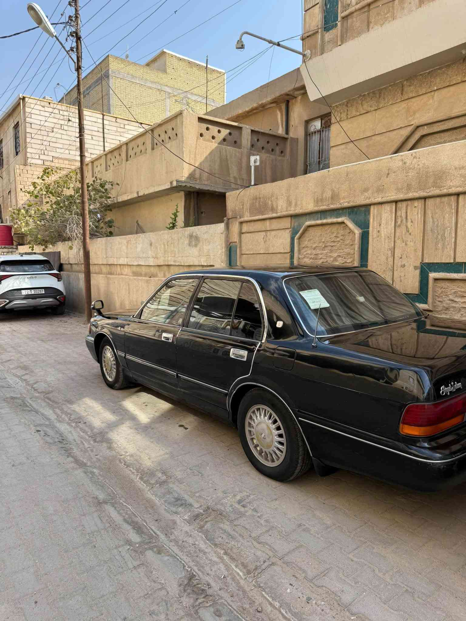 تويوتا كراون • ١٩٩٣ • مكينة ٢٥٠٠