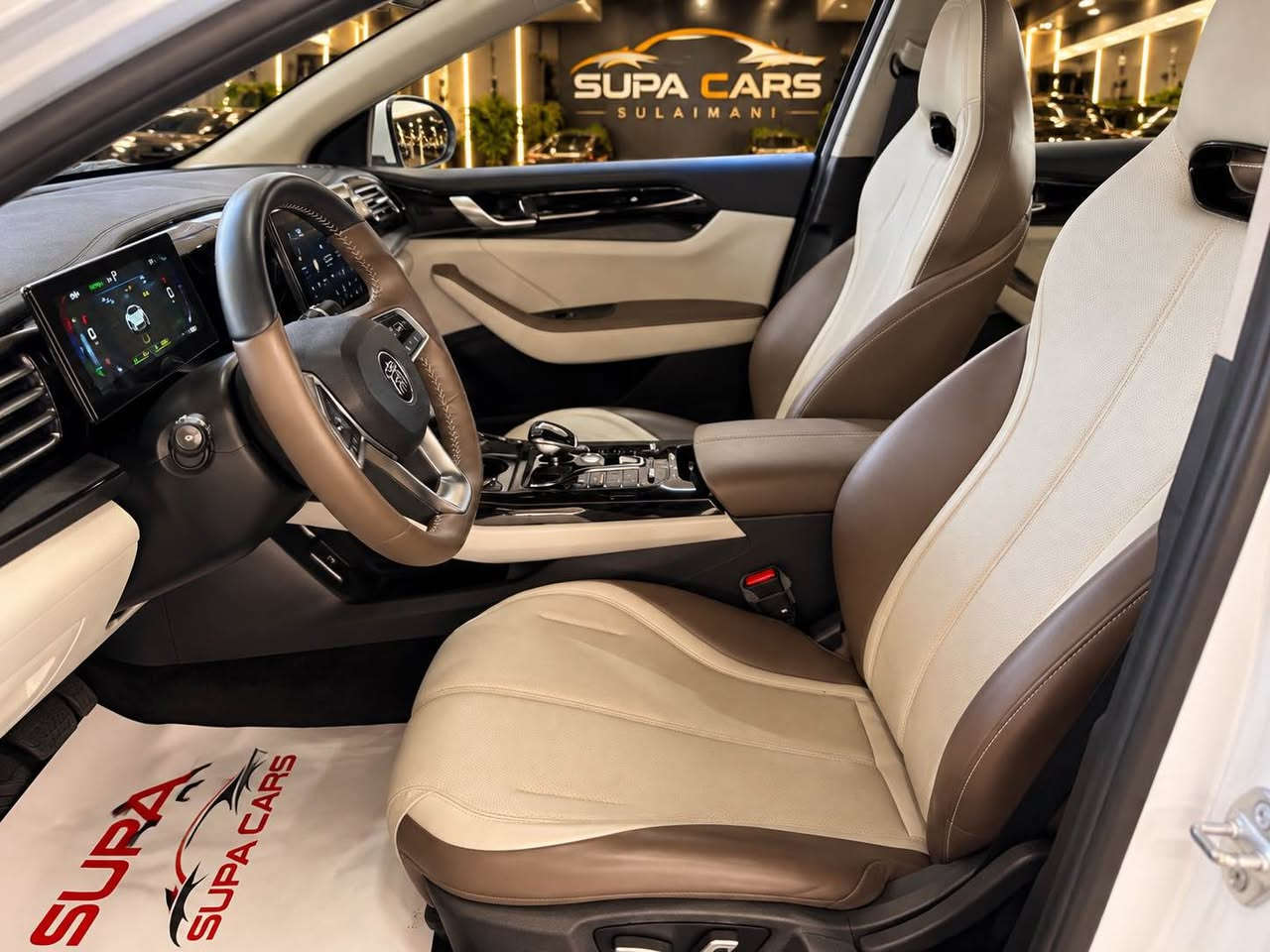 🚘🔥 BYD QIN PLUS 2025 — SPORT 🔥🚘

✨ زۆر تازە و پاکە ✨

🛣️ ڕۆیشتووە: 11,000 کم

🛠️ حاڵەتی ئۆتۆمبێل:
🔹 بێ بۆیاخ
🔹 بێ شوخت
🔹 تەنها یەک بستە PDR
🔹 ناوەوەی 3 ڕەنگ: قاوەیی 🤎 | بێجی 🤍 | ڕەش 🖤
🔹 شاشەی تەقلەیی 📱

💰 نرخ: 137 وەرەقە 🔥

📍 شوێن: سلێمانی

📞 بۆ زانیاری و پەیوەندی:
***********
*********** السليمانية, العراق
