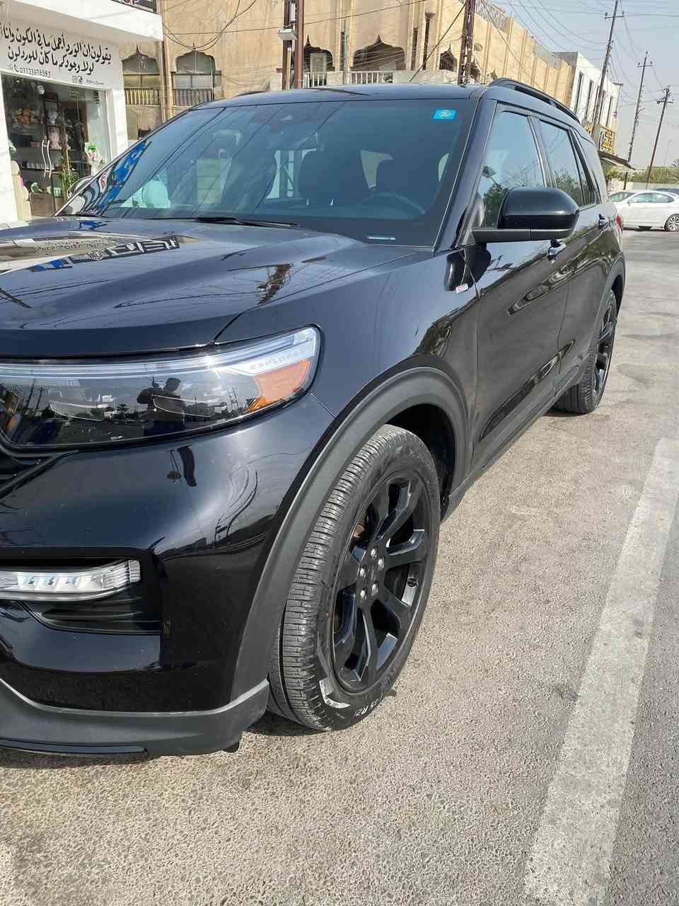السلام عليكم
فورد اكسبلورر 2024 st line 
محرك 2300cc توربو 
السياره حيل نضيفه كامله من كلشي 
ماشيه ٤٥ الف 
بيها عازل حراري 
حادثها موضح بالصور 
مبدل بوب ثنين نفس اللون وكاله 
وفقط ربع الجاملغ بي صبغ 
سعرها 288$
للتواصل ***********
موجود واتساب وماسنجر 
مكانها بغداد اليرموك
