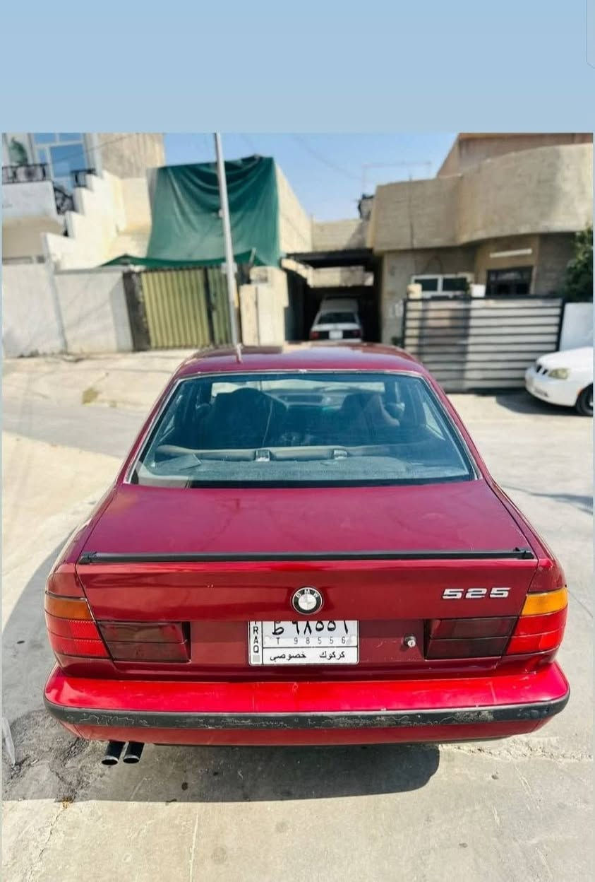 بەناوی خوای گەورە بئیم 525بیلەد کەپس عادی بۆفرۆشتن مودیل 91لی دراوی نیە سەنەوی2023بەسەرجوە رەقم کەرکوک سعری35مەجال***********
