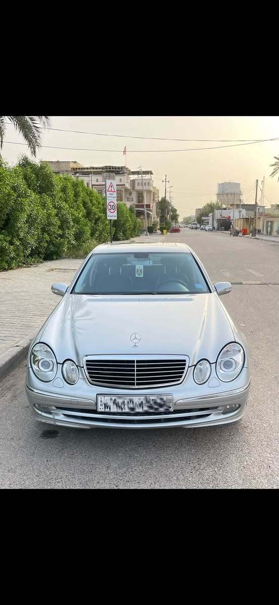 السلام عليكم
للبيع مرسيدس ام عيون ادوات ادوات حديده 
211 مديل 2007
E350
محرك 6V
السيارة شرط باكيت لوك
كفاله
تفاصيل👇🏻👇🏻
_ بصمة⁩
فتحه
_محرك +كير مكفولات ⁦⚔️⁩
_تبريد 3 قطع +ثلاجة⁦❄️⁩

_  شاشة ا🖥
انارة ترحيب💡 خارجية وداخلية ⁦⚔️⁩
_شاشة اعطال💬
داخل جديد جدا  كهرباء ⁦⚔️⁩
لايت زنون 
ايرباكات سليمة 
ويل جديد ⁩
سستم صوت BOSS 
صدر امامي خلفي جديد ⁦🛠️⁩
حساس مطر💦
تخم تاير جديد  
لايت اوتو   ⚔️
تخم تاير 
وضعيات قيادة سبورت وعادي واوتو🔥

لايت داينمك مع حركة الستيرن
داخل جلد اسود 
بردة كهرباء خلفيه
 بيبان بردات بلاد
دوس نيكل كروم
كير ثلاث وضعيات
كشنات هيترات مع كهرباء
كشنات خزن ميموري 3 وضعيات
تحكم استيرن جهتين
استيرن كهرباء 

ملاحظة / السيارة جاهزة من كل النواحي وفول مواصفات تجي تشغل وتروح 

السعر ( 75 وبيها مجال  للشراي وبالخدمه)

للاستفسار ***********
العنوان البصرة
