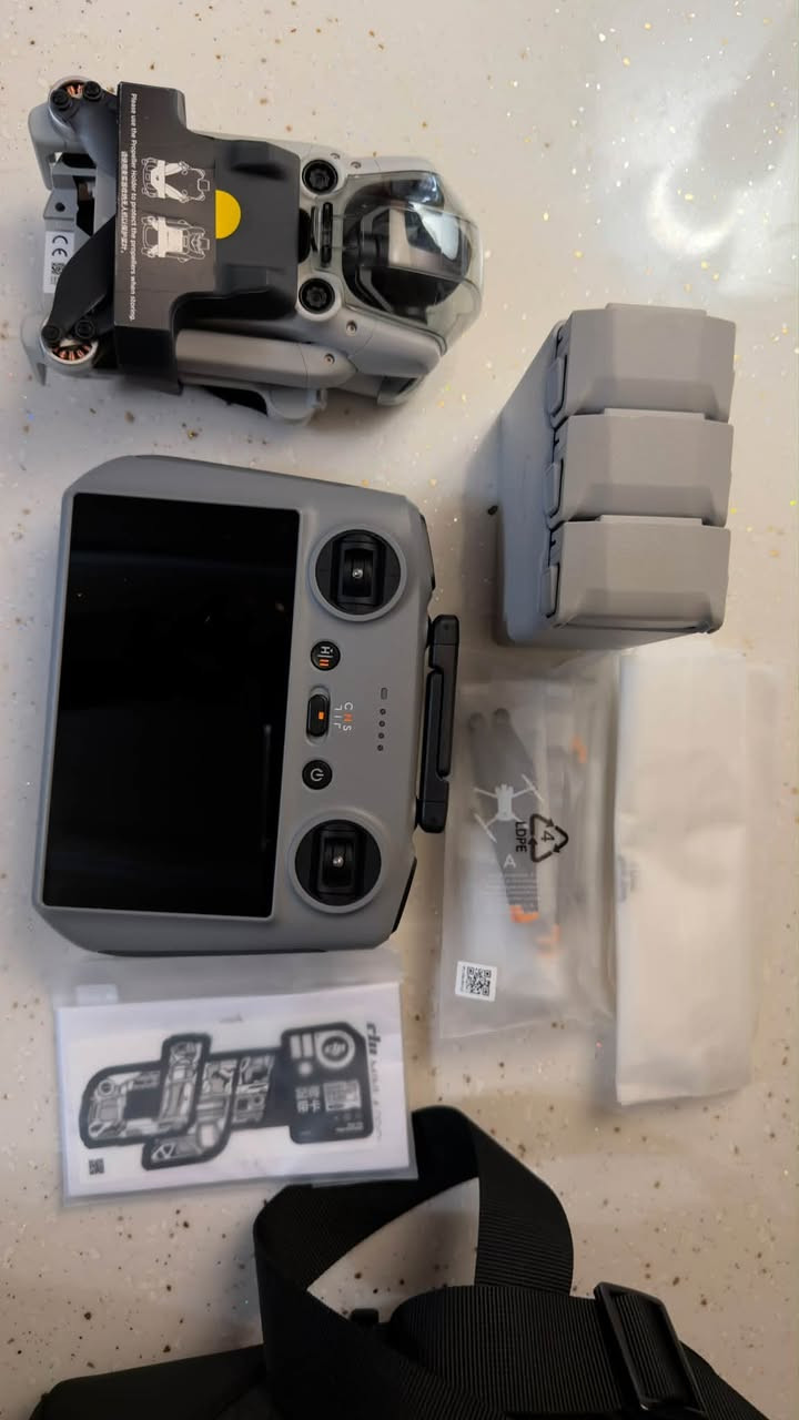 DJI MINE 4 PRO COMBO PLUS RC
زۆر خاوێنە نوێیە زۆر زۆر كەم ئیشی كڕدیە 
*********** 

HAWLER
