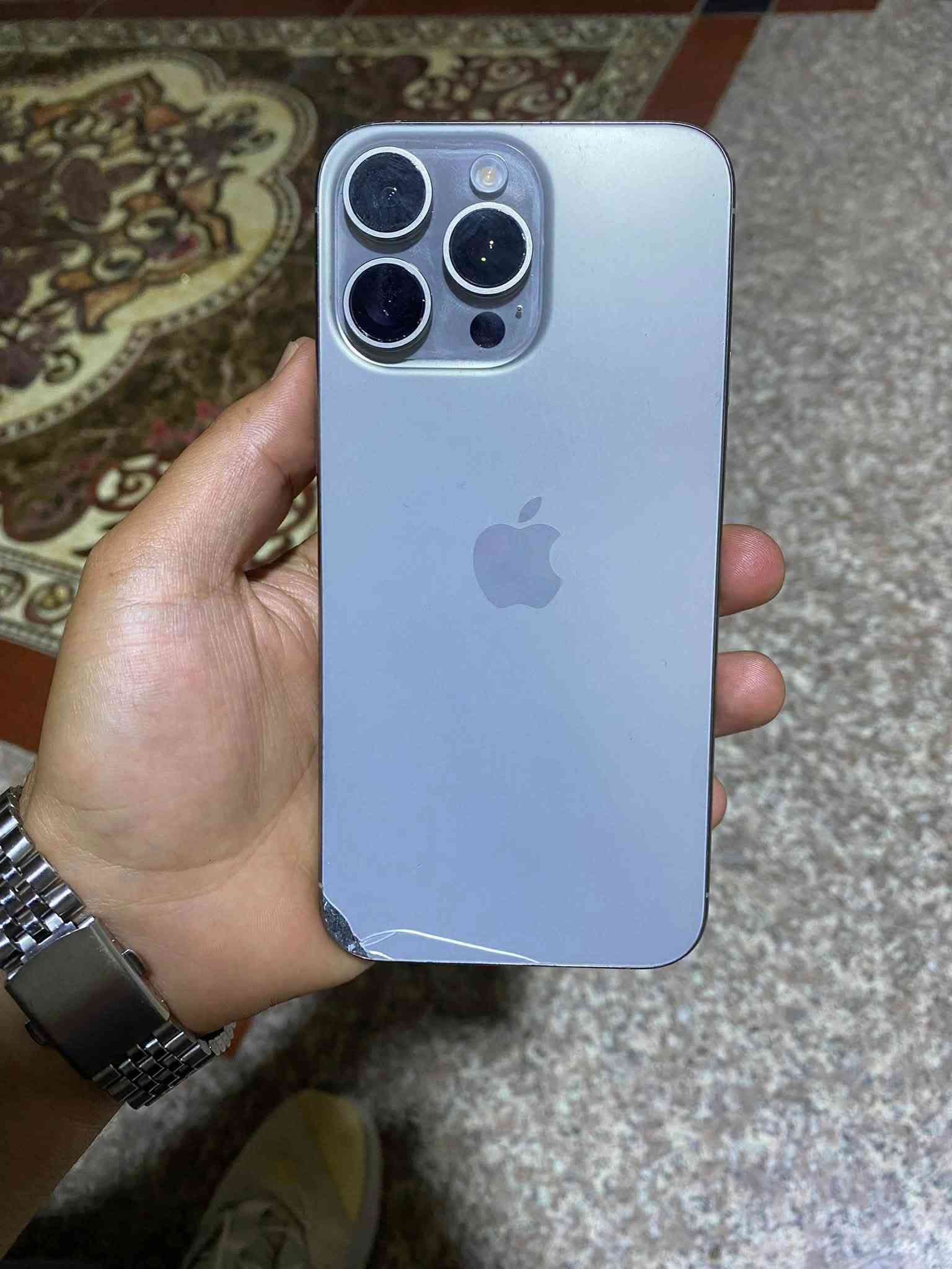 ايفون ١٥ برو ماكس • ٢٥٦ • بطارية ١٠٠٪