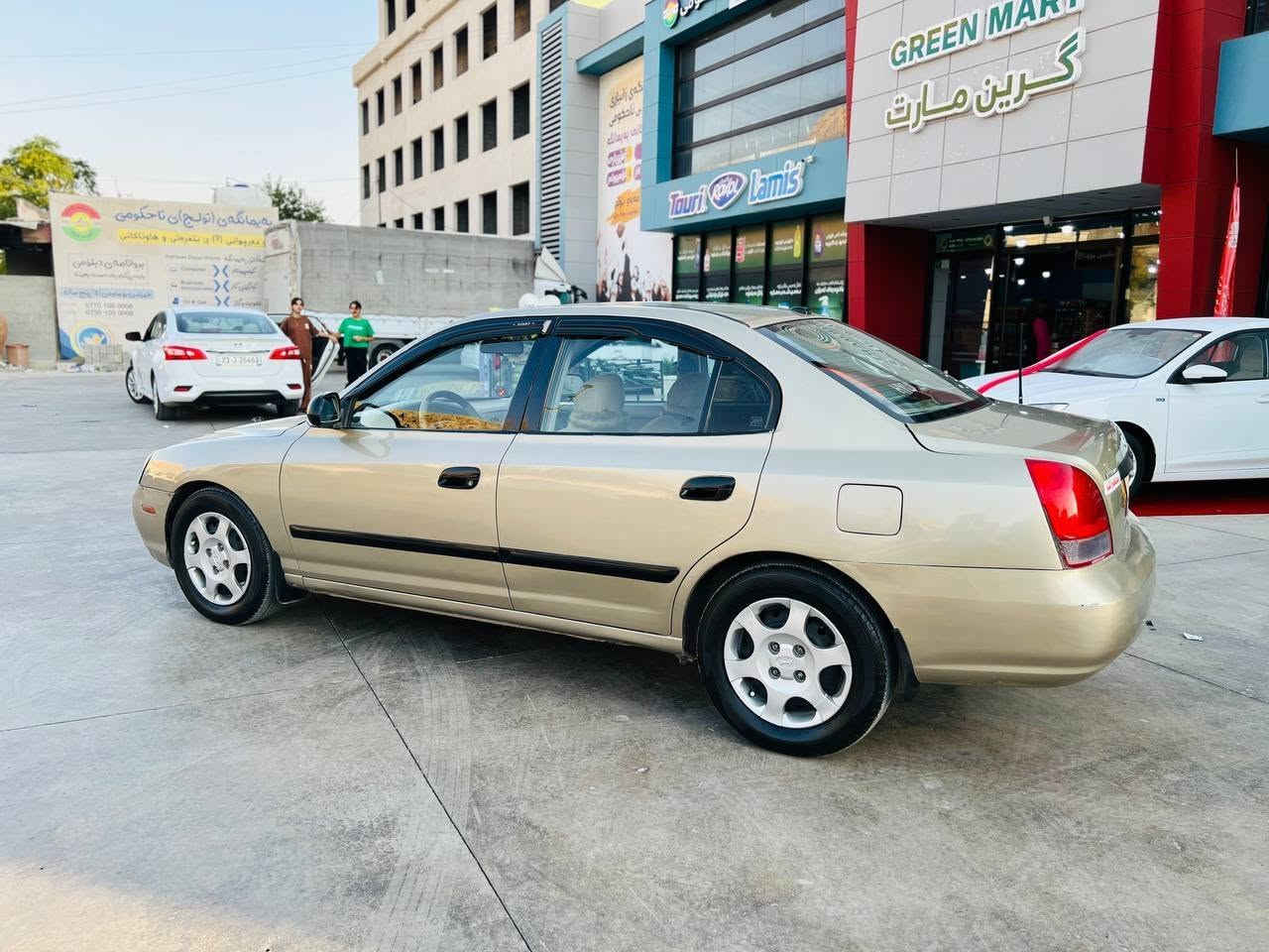 ***********
هۆندائەلنترا 
2001
گێرعادی چوارجام کارەباناوزەرد ئاونەکارەبای
ئێرباگ و قوفڵ مەرکەزی 
تەبریدساردووگەرم بەشەرت کارەبای کامل ئیشەکات
گێرومەکینە تەقەوڕەقە بەشەرت
چوارتایەی لۆک کەپی بیلادیە
دەعم ولێدراوی نیە موس وبڕاوەبەشەرت
ئاڕمی پلاستیکی سلێمانی بەناوخۆمانەوەیەتازەکراوەته وە
غەرامەئەوەلیات بەناوکردن بەشەرت
ڕەحمەتت لێبێ مشتەری نیت 
سەری من خۆشت مەیەشێنە
سعری 58گەڵا السليمانية, العراق
