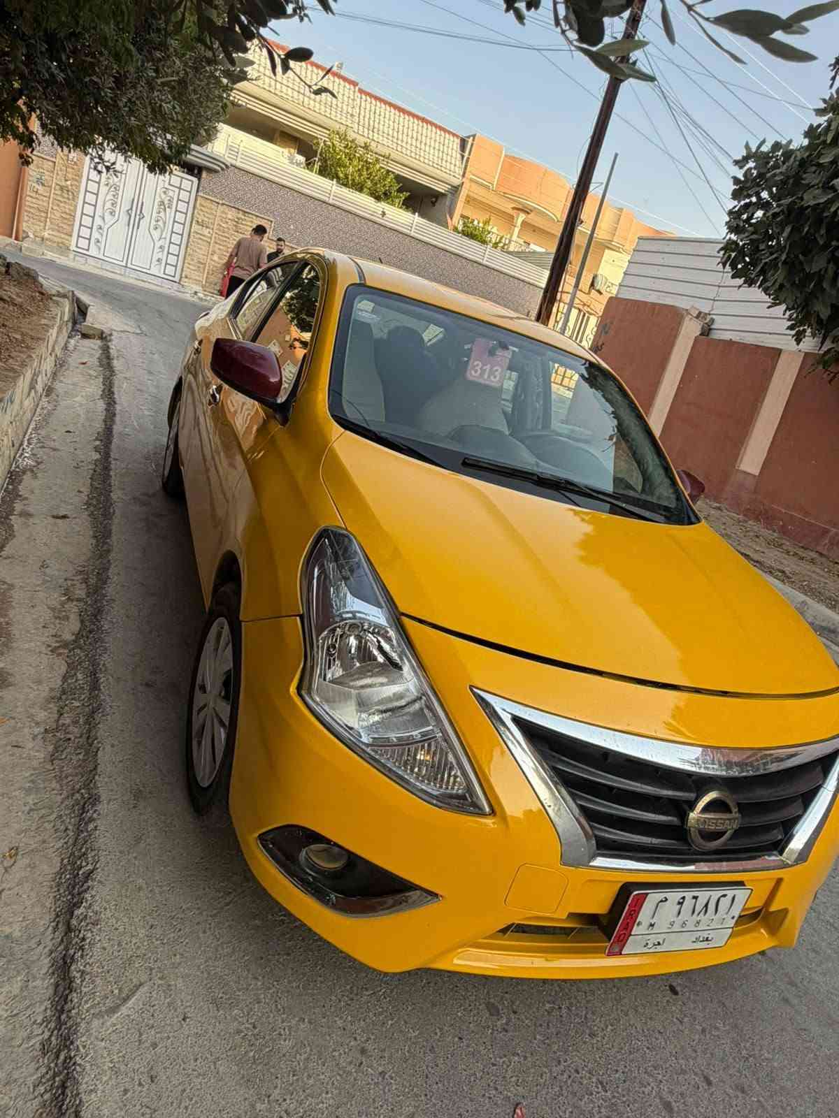 السعر ٨٥
نيسان فيرسه 2019 
هيه غرامه صفر
تحكمات ستيرن
مثبت سرعه
مانع انزلاق
فول موصفات
مري كهرب
طخم تايه جديد
باتري جديد
كبات أصلي
محرك كير شرط
شرعي بل موصل
شرط التحويل
كاربون بيها
***********
