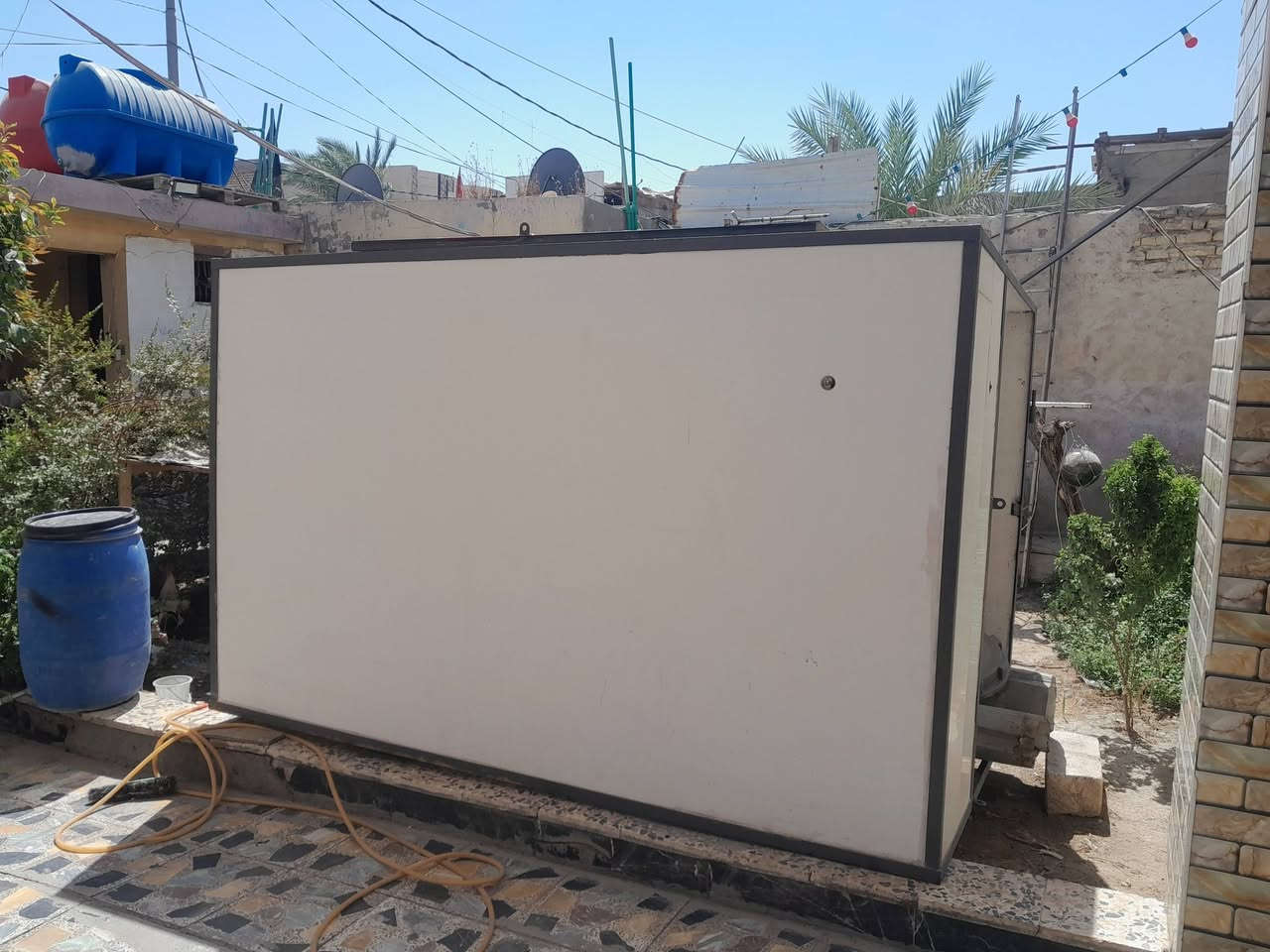 السلام عليكم بوكس كيا فونتيرا أو كيا بنكو ٢٧٠٠ ميعير قطره مطر  يشتغل عليهن  تفصال جديد والله شهرين مستعمل سندويش خفيف مو المضلع يعني. سمكه ٥ سنتم المكان كربلاء حي العامل السعر ٤٠٠ كلفني. فوك ال٥٠٠ والله بي مروحه واناره بس تنطي حار يشتغلن 

 قياسات البوكس  170عرض البوكس 

288نزال البوكس 

180 ارتفاع البوكس 

105باب خلفي طلاقه وحده 

65ترك خلفي يعني باب ونص 

 اقصد بلترك الخلفي. مسوي. باب. تنفتح تنطبك وصفحه الثانيه ماكو. باب. يعني. باب وضلع متروك 

*********** واتس اب فقط
