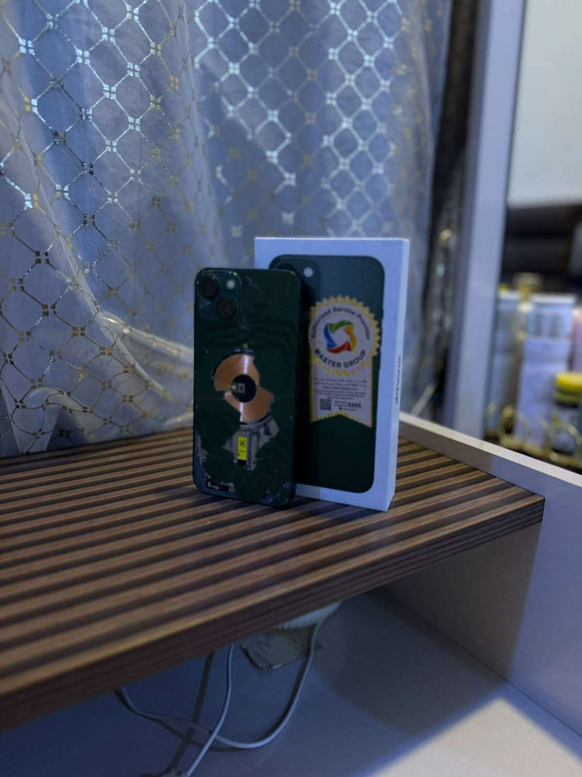 آيفون ١٣ • ١٢٨ جيجا • بطارية ١٠٠%