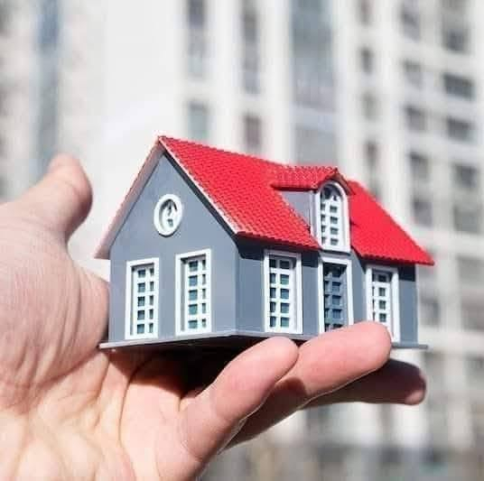 للبيع 🏠للبيع 

يوجد دار 🏠للبيع الموصل جانب الايمن حي الهرمات الاولى سايدين شارع 60 قرب مكتب العريبي بل خدمي 
دار للبيع 🏠 🏠 مساحة 125 متر سند طابو الايمن صاحب شرعي موجود 
دار يتكون من طابقين طابق الاول غرفة نوم واستقبال ومطبخ وصحيات  طابق ثاني 3 غرف نوم وصحيات  بيت كاشي وسراميك 
للاستفسار اكثر ☎️☎️
☎️ كرك ***********
☎️ اسيا ***********
