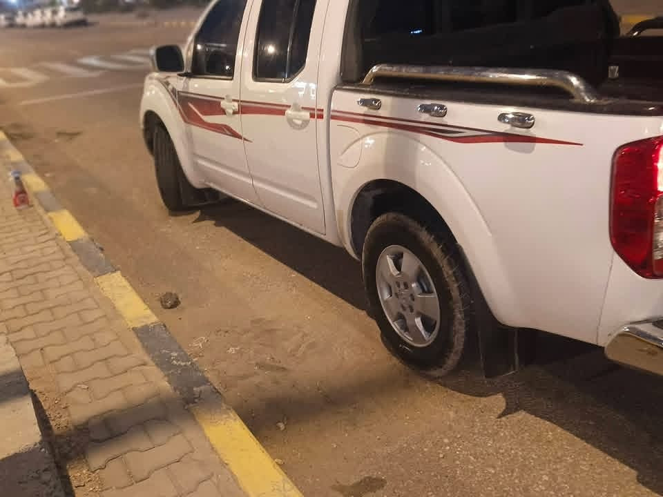 نيفاره 15
مكفوله 
اربيل بسمي 
تخم تاير
باتري جديد 
حداديه جديده
كير ابلادي 
مكينه امجفته استوهي كله وكاله اصلي
السياره مالبيت الف مذب عليها 
مكان السياره بل النجف السعر 135
***********
