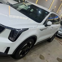 للبيع أو مراوس سورنتو2024  خليجي بغداد  4سلندر 7 راكب  كامره وحده   مغ...