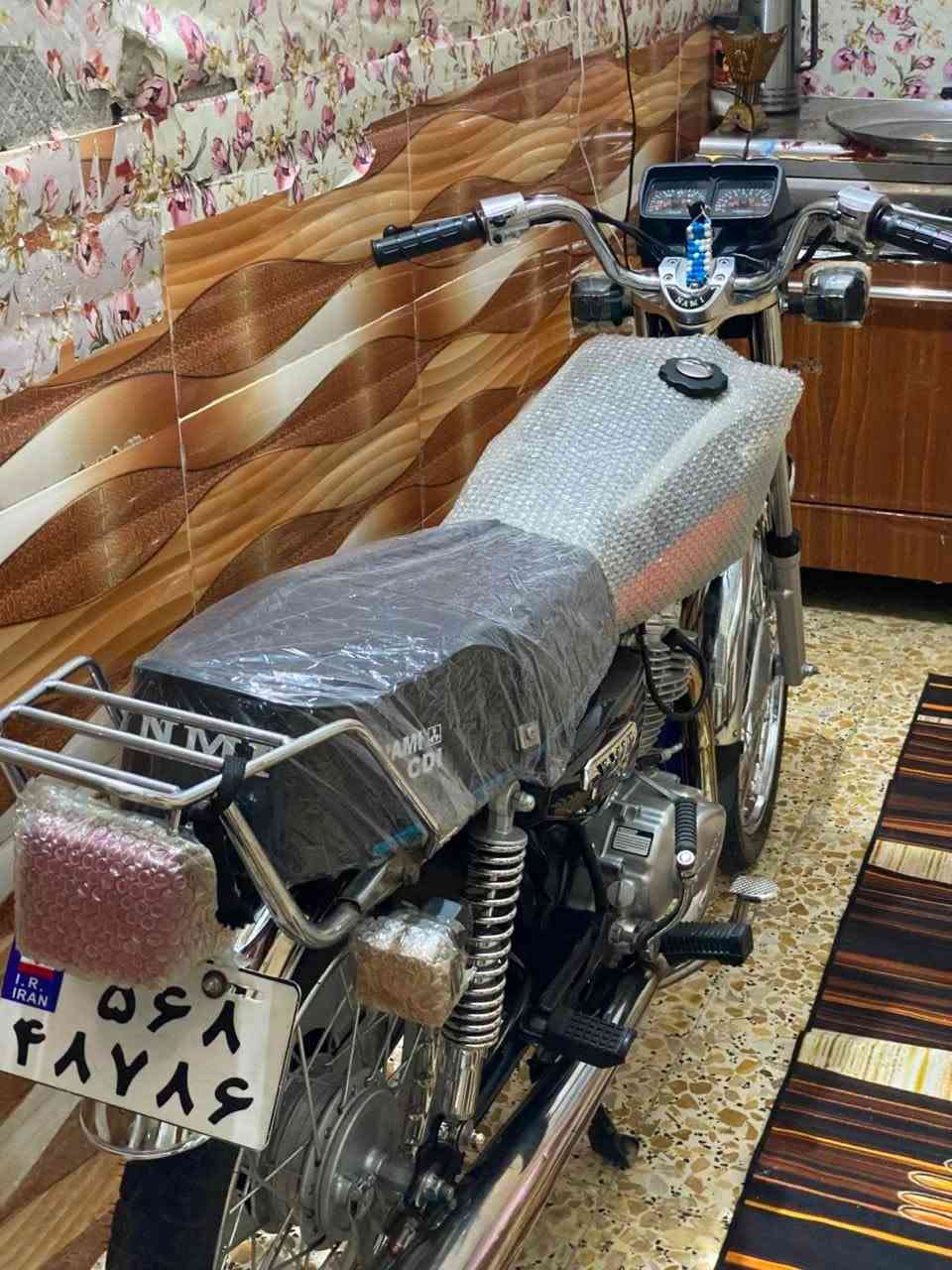 سلام عليكم دراجه نامه شلامجه بدون       بدون اوراق  شاصي 19 بدون نصبتها كدام عينه تخبل مكفوله عشائر ومن كلشي  تعميره2026 جديد دراجه ما طالعه وغراضها كلها جديده واصليه دراجه مكفوله من تاير التأير حته من تفيلس ألمو شراي لا يتعبني هاذه رقمي***********

