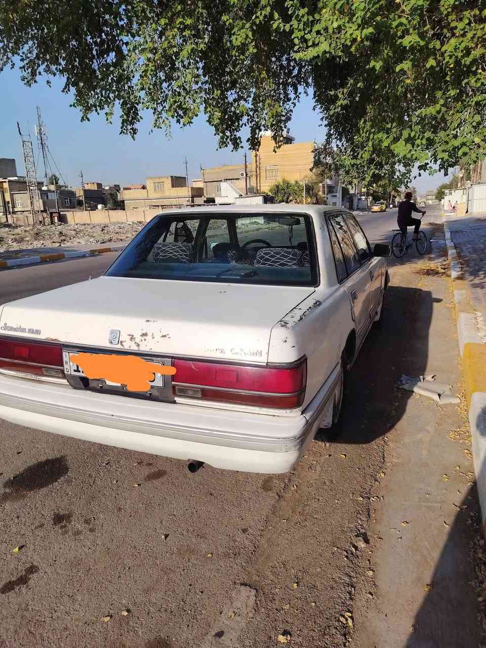السلام عليكم للبيع سوبر سيدان موديل ١٩٩٠ كير محرك بطه ٢٥٠٠ مكفوله صدر جديد تخم تاير جديد تبريد عوزه بس غاز كهربيات كلهه شغاله سعر ٤٨ بيهه مجال قليل رقم انكليزي بغداد سنويه بسمي تحويل مباشر مكان بعداد الحسينيه رقم ***********  ***********
