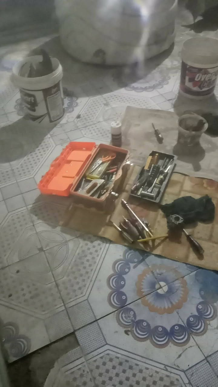 ورشة تصليح • حواشيش زراعية • القرنة