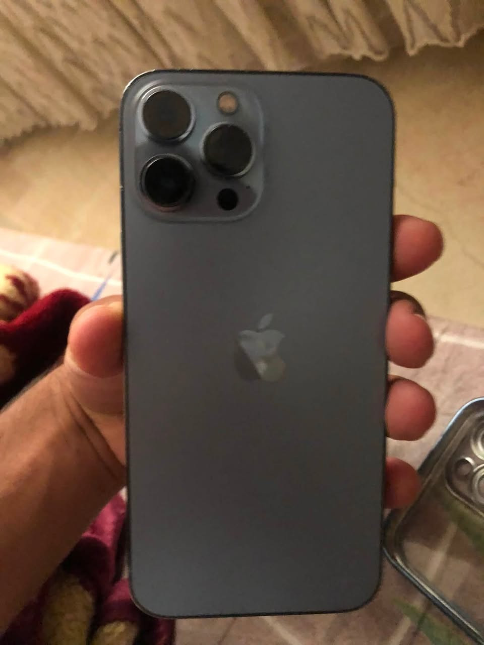 ١٣برو ماكس
لون مميز بحري 
نضافه فول شخط مابي 
مدل فقط شاشه اصليه لاتعليك ولا تشكل 
ذاكره ٢٦٥
مكاني ديالى الخالص 
***********
