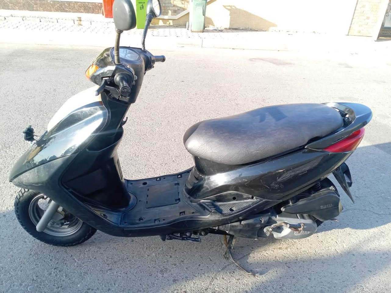 السلام عليكم
دراجه بريز للبيع تجي تفحص وتاخذ كامله كلشي ما بيها 
دراجه نضيفه سعر 450  بيها مجال 
رجائاً إذا مو شراي لا تدخل 
رقم واتساب 
***********
