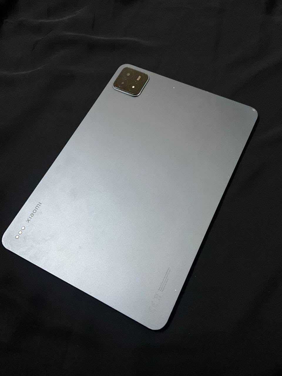 Mi pad 6s pro
لون اسود
الذاكرة الداخلية: 512GB
الشاشة: 12.4 بوصة 3K بمعدل تحديث 144Hz
المعالج: Snapdragon 8 Gen 2
البطارية: 10000mAh
الكاميرا الخلفية: 50MP
الكاميرا الأمامية: 32MP
نظام صوت 6 سماعات ستريو مع Dolby Atmos
يدعم القلم والكيبورد الأصلي.
الايباد نضافة 90% ما مفتوح نهائيا 
ملحقات الجهاز : شاحن 120w + كيبل خاص به + كفر وحده اشتريته ب55 الف + كارتونت الجهاز
مكان بغداد/ الكاضمية /شارع النواب 
سعره 600 الف قفل 
للتواصل //***********
او مراسلة الصفحه
