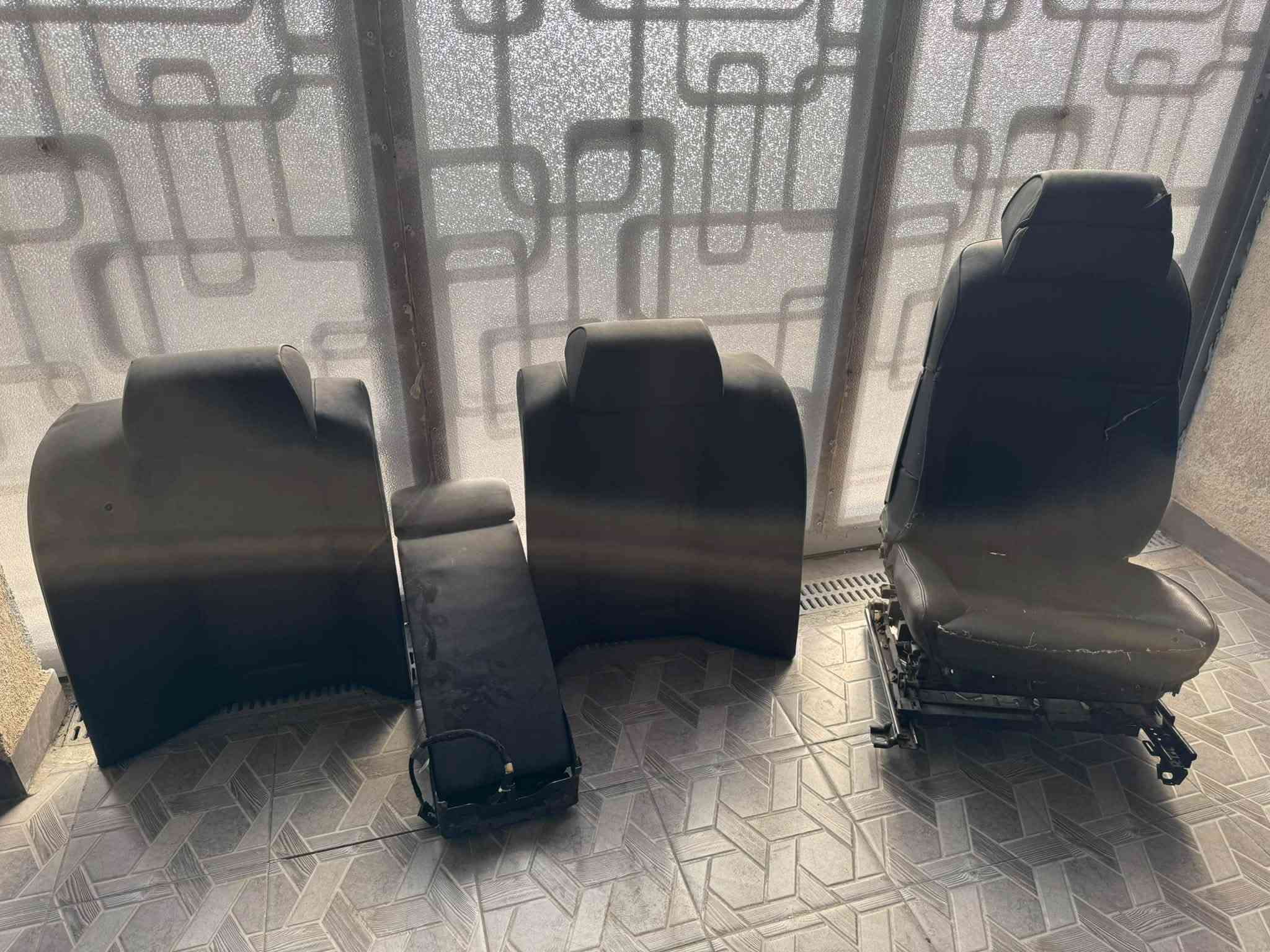 كشنات BMW • ٢٠٠٣ • قطع غيار