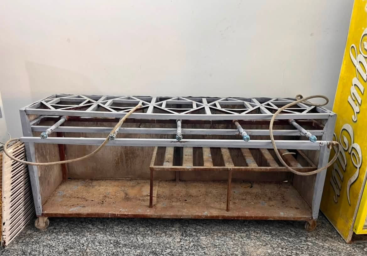 طباخ غاز 5 عيون للبيع
يفيد اهل المواكب والكافتريا
مكاني بغداد
المحمودية

للتواصل
***********
***********
