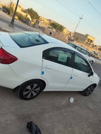 بغداد • انكليزي • بدون صبغ