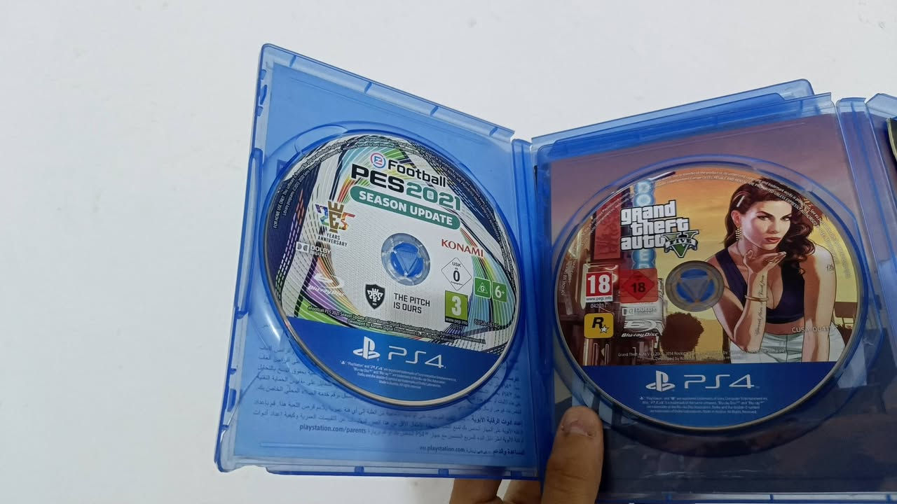 السلام عليكم
بلي٤|PS4 سلم اونلاين ابيض للبيع نظام 14.00 سعه التخزين 500GP لوك ستيكر مامفتوح نضيف الله شاهد وما داخل تصليح ابداً

 ملحقاته ثنين جويستك واحد شغال والثاني خلل بمنفذ الشحن وكيبل تشغيل وكيبل HD وكيبل USP عدد ثنين 

والعاب 

قرص بيس 2021

قرص GTA V

Roblox 

War Thunder 

wrestling game 

بيس 2026

ملاحظه⚠️ ويا ضمان يوم كامل ورا الشراء لاكن ما مسؤول عن أي خلل شخصي  خارجي مثل سقوط الجهاز وكسره او وقوع سائل علي او سوء أستخدام 

السعر 265الف وبي مجال

العنوان بغداد العبيدي حي النصر للتواصل والاستفسار  

***********

نص مكتوب في الصور:
- baqirmuhamed m
- 18:17
- grand theft auto V
- RESIDENT EVIL 4
- Chainsaw Demo
- بدء
- Resident Evil 4 Chainsaw Demo.
- الاتصال بالإنترنت وعرض احدث المعلومات الخاصة بهذا التطبيق.
- إدخال X
- إلى الطرف الأيسر L1
- إلى الطرف الأيمن R1
- قائمة الخيارات OPTIONS