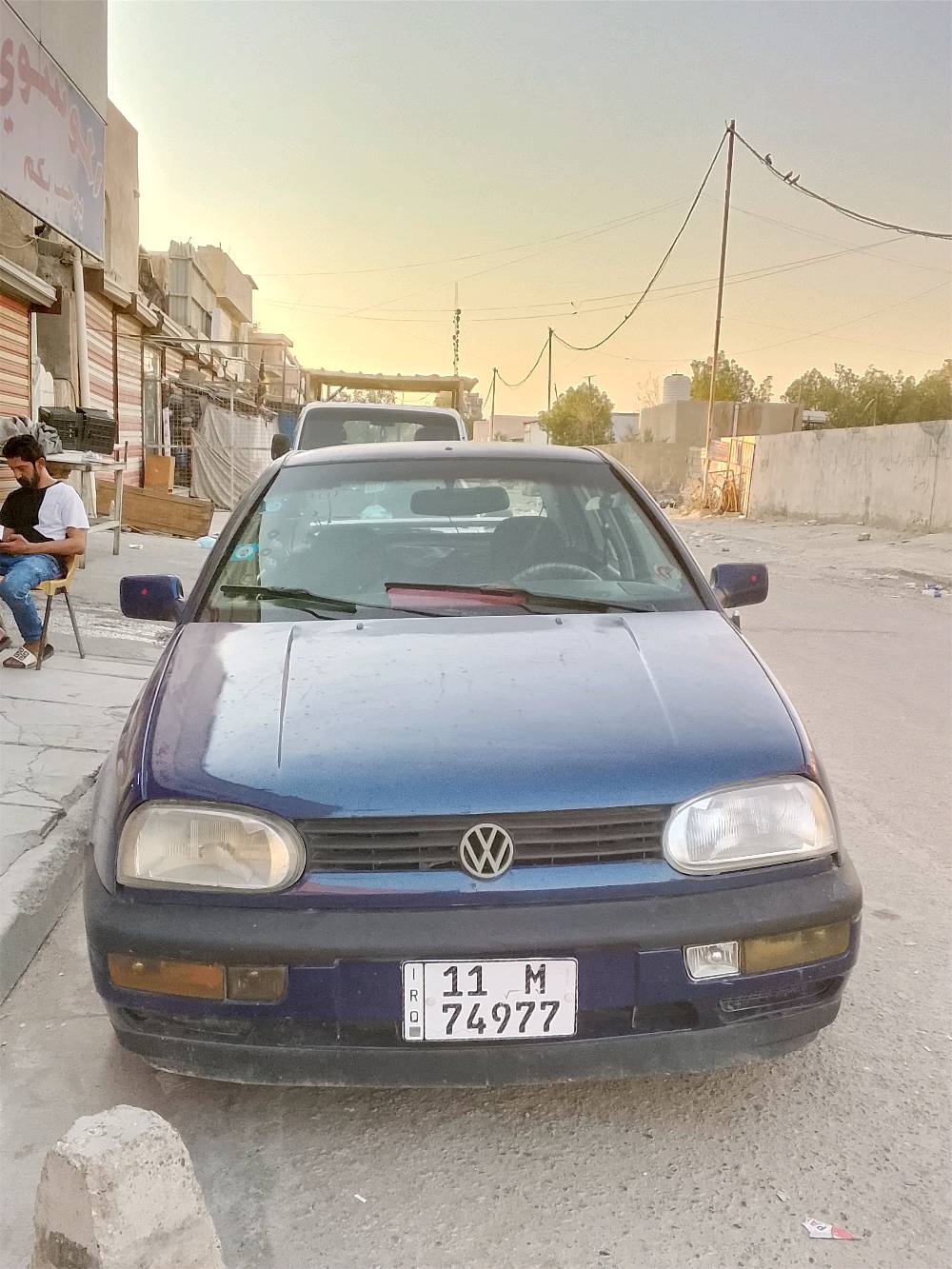 سلام عليكم كولف موديل 93بغداد بسمي نقوصات بسيطه بيه سعر 40وبيه مجال مكاني البياع جماعه الرسايل اتصلو بلا زح***********