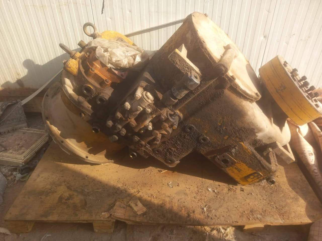 السلام عليكم
مكلف بل نشر 
شفر صيني Zt Il 
حجم 50
طخم تاير جديد
محرك وكير شرط جديد 
موجودة مكينه وكير مستخدمات 
موديل 2012 
رقم البصره 
العنوان البصره
 تريد التفاصيل اكثر 
اتصل ***********
