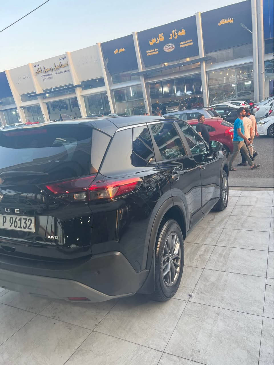 Nissan rogue 2023 مواسەفات Sدەبل اکسل دوو پارجە سبوغە دوو شوینی تحدیلە مەکینە کراوەتەوە ئیرباگ سوکان وشان تەقیوە گیر و مەکینە کارەباتان هەمو بەشەرت نرخ ١٣٢ وەرەقە و مجال *********** أربيل, العراق
