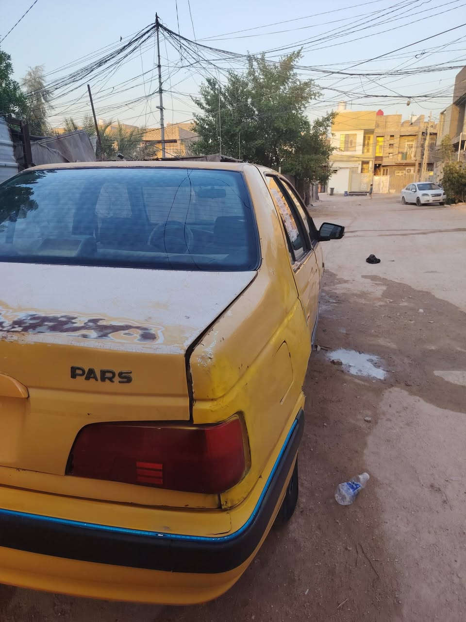 بيجو بارص مديل 2015 للبيع رقم بغداد راعيه ب بغداد السعر 15 وبيه مجال سياره خير من الله كير محرك وحداديه ***********
