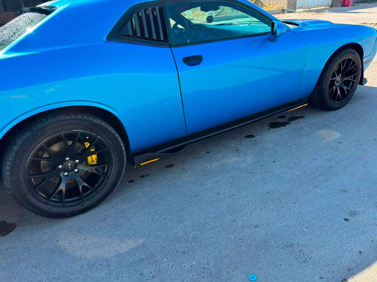 السلام عليكم جالنجر3600  sxt plus فول 
موديل 2016 للبيع او مراوس حسب القناعه

 حادثها موضح بالصور قطعتين فقط جاملغ وباب بدون ايرباك بجم كبس

فتحه
شاشه جبيره
كامره 
حساسات خلفيه
كشنات جلد
 تدفئه وتبريد 
تدفئه بالستيرن
وباقي المواصفات المعروفه

السياره عليها ادامه كامله بلكات نوزلات دهن تخم تاير جديد
صدر مبدل كامل امامي وخلفي قبل شهر 
الف دينار ماتصرف عليها
 السعر 155 وبيها مجال للطيبين

للاتصال 
***********
