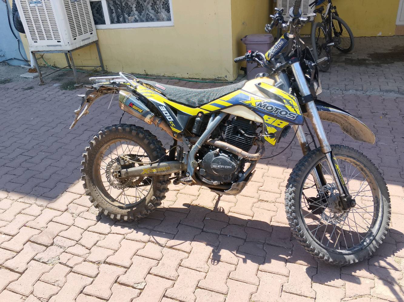 دراجه جبلي مرقم سنويه رقم انكليزي مكينه 300cc بيهة مشكلهتهة خاص   والشاصي من كدام صاير بيه فطر وملحوم وكل مشاكل مابيهة المكان اربيل شقلاوة وماكو مشكله اذا الشراي من اربيل الرقم ***********