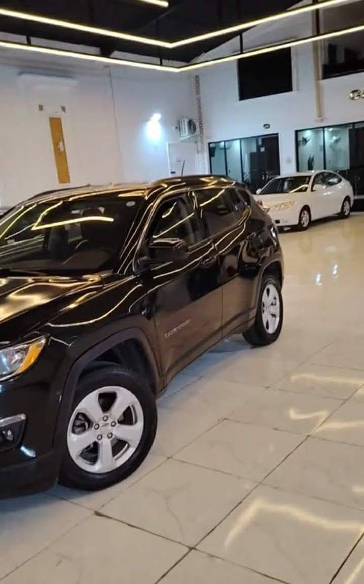 🚘 Jeep كومباس 2021
🖐🏻⬅️موديل2021🙋🏻‍♂️

🖐🏻⬅️محرك 🚂 شرط مامفتوح ➕ كير 🕹 شرط 💯 تبريد تدفئه 

🖐🏻⬅️رقم دهوك مسطره 🔥 

🖐🏻⬅️ فقط بوند + وجاملغ مبدل بالخارج 

السياره حيل نظيفه مال جنايه 

👌🏼🔋طخم تاير جديد شرط مال جنايه 

🖐🏻⬅️شرط التحويل🤝 ويرهم مراوس اقل منها

🚦السعر 125 وبيها مجال  للاتصال ***********
