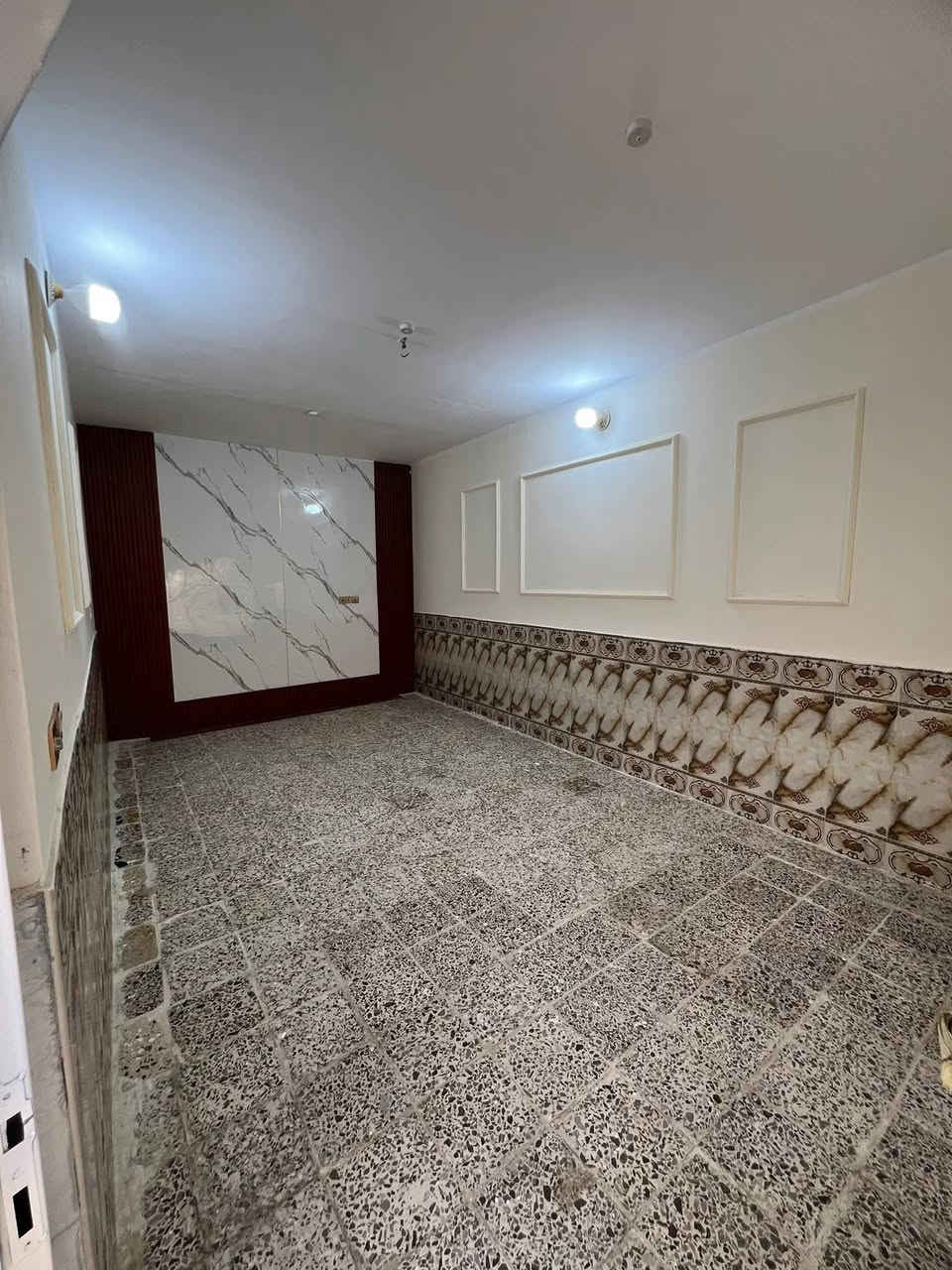 السعر 125وبي مجال 
للبيع 200متر طابو صرف ناصريه ناحيه اور قرب مدرسه صفي الدين 

للبيع بناء حديث وبيع سريع الشراي بيت هسه كمل حالين فـارغ جاهز 

غرفتين وصالتين طارمه جبيره كراج بيت جاهز وخير من الله 

خلف الحديقه مال صفي الدين مباشر بالبدايه جاي منه شارع مرتـب 

جاهز من كل النواحي وسعره مناسب الشراي ***********
