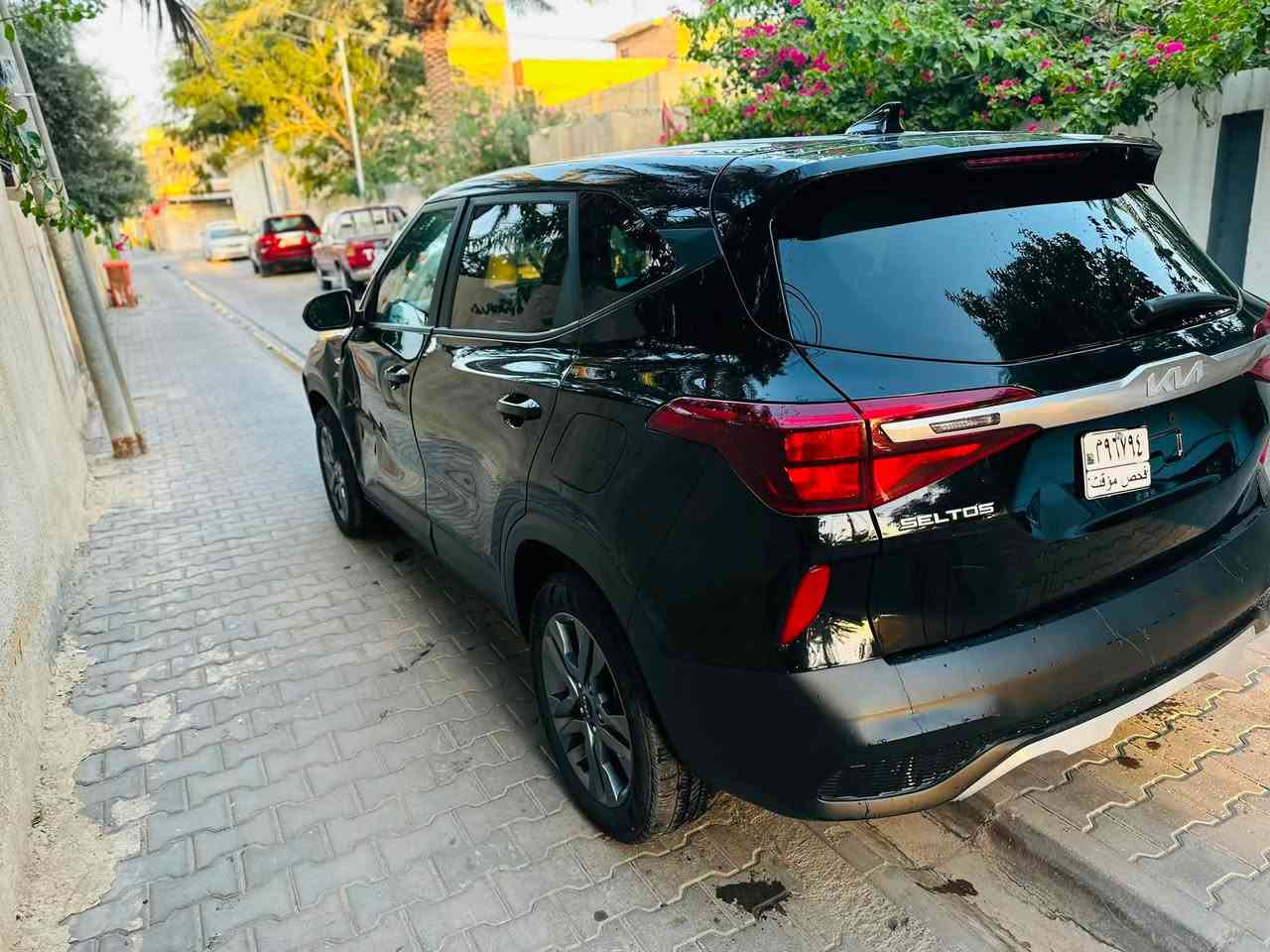 السعر 120      ***********
سلتوز 2023 مكينة 2000 ماشيه38 بدون ارباك بدون رقم حادث امريكا فقط بارد وبيهه ضربة بلعراق بسيطة 
مكان السيارة كوت
