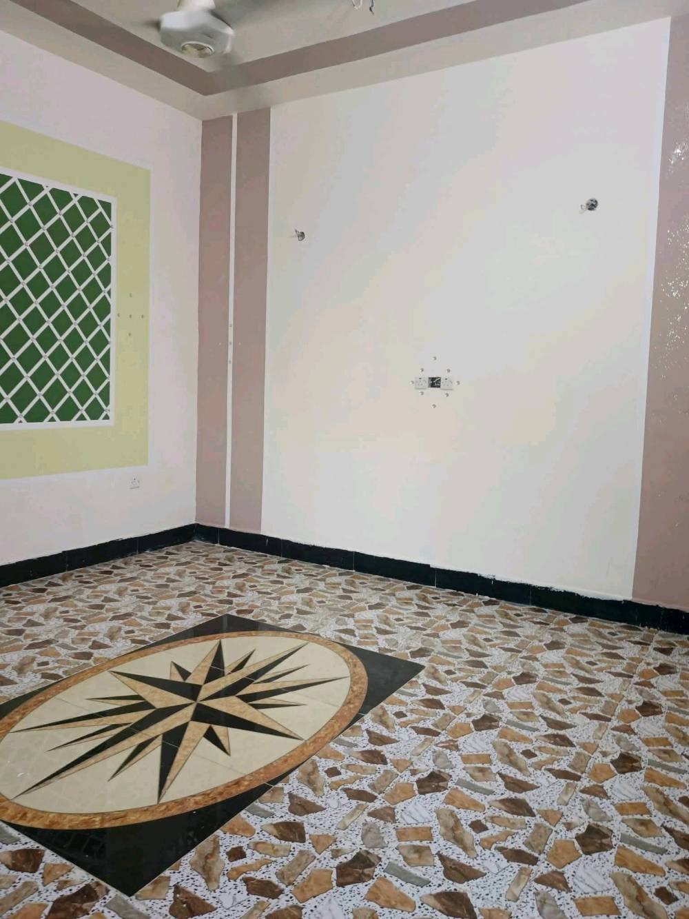 الفلوجة اجبيل • مشتمل • غرفتين