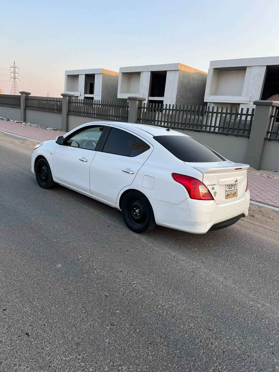 السلام عليكم نيسان صني 2021
جاهزة من كلشي ماشيه 150 الف اربيل باسم شركة وكاله وتحويل جاهز بيها صبغ شبر بجاملغ الخلفي اثر شخط الباقي كفاله السعر 97 وبيها مجال لشراي رقمي ***********
