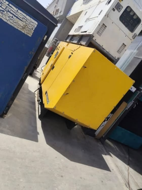 السلام عليكم 
مولده جوندير 210kv
مولده كاتم للبيع مال مستعجل 
مولده جديده شرط استعمال قليل 
تفاصيل اكثر اتصل  عل الارقام وانطيك معلموات  اكثر  والاسعر نتوالم ان  شاء الله
عنواني كربلاء 
‭***********‬
‭***********
