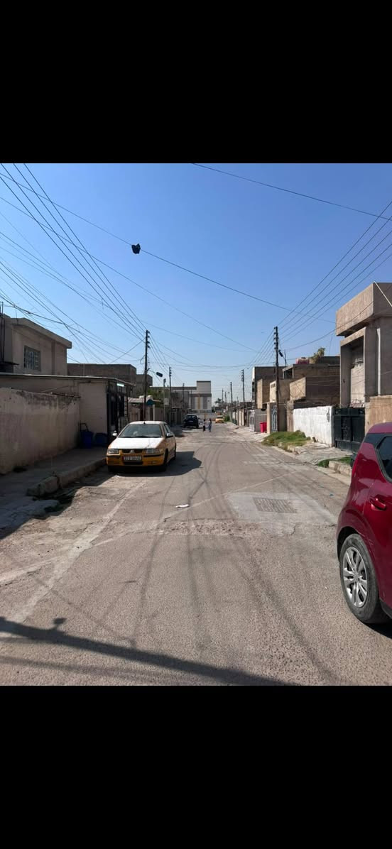 سلام عليكم
البيت  مساحته ١٥٧ متر 

ابيعلك قطعة ارض 
منطقه المعالف قرب مدرسة زبيدة
البيت حالين بي مؤجر  
سعرالمتر  مليون  
استفسار ***********
والخاص مفتوح  التوفيق للجميع
