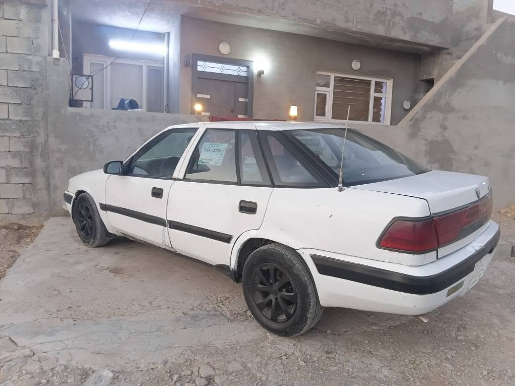 سلاو هاوریان
دایو ئیسپرو مودیل1994 ڕەقم دیالە سەنەوی پلاستیک بەشەرت ئەولیات مەگینە گەپس گیرومەگینەی بەشەرت 
موسو براوە بەشەرت دعمولیدراوی پیوە نیە زور جائیزە 
جوارجام کارەبای جوار تایەی تازەیە کارەبای مەزبوتە 
لایت ئیشرات فلجە تەرجیل مکەبەرە مەزبوت ئیش ئەکات
گورینەوەش ئەکەم بەشتیک بەدلم بیت موشتەریت تەلەفون بکە
سعری 18وەرەقەو مەعامەلەیە 
***********
*********** السليمانية, العراق
