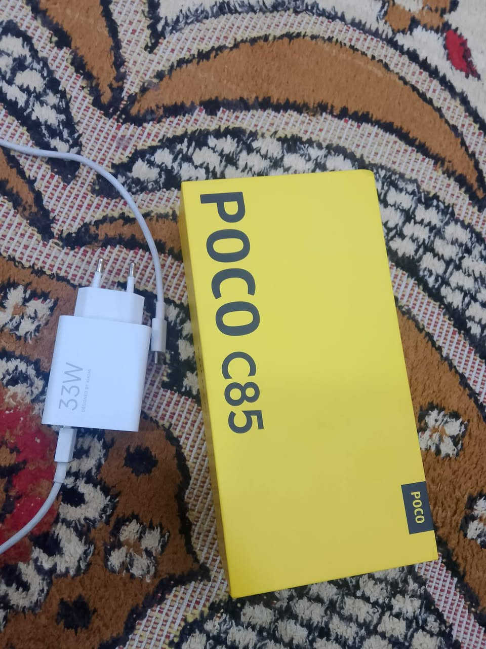 السلام عليكم مبايل البيع POCO C85ذاكره 256رام8كامره50شاحن سريح 33واط مبايل جديد ما صاله هواي من شتريته السعر 210 مبايل والله جديد عنواني بغداد مدينه الصدر رقم ***********
