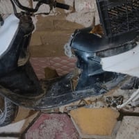 فراشه • طافيه • قفل