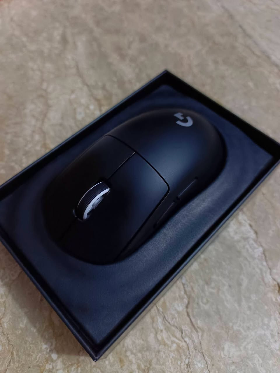 ماوس لوجتك برو سوبرلايت 2 مستعمل نظافة 100%
Logitech G PRO X SUPERLIGHT 2
ماوس كيمنك احترافي وزن خفيف جدا 60g غرام
كامل الملحقات بدون مشاكل وبضمان 10 ايام
8000Hz pooling rate
السعر 130 الف 
متوفر توصيل لجميع المحافظات ***********
