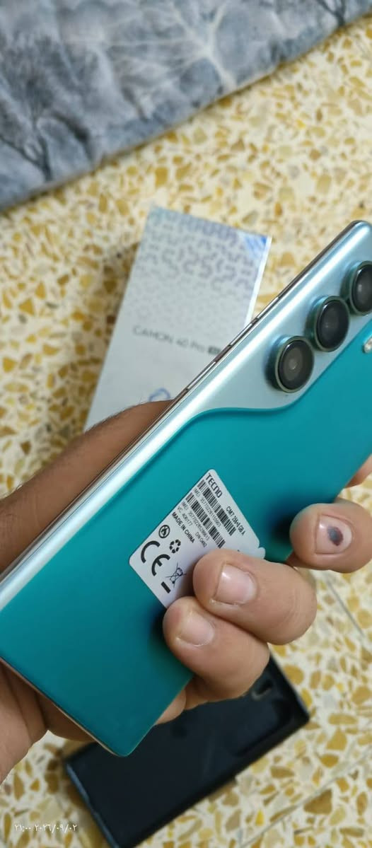 السلام عليكم
جهاز تكنو كامون 40 برو فايف جي للبي

شاشة 144 هيرتز
ذاكرة 256
عشوائية 12+12
بطارية 5200
دبل خط 
بوبجي 90 فريم 
الجهاز غني عن التعريف 

الجهاز ملحقاتة كاملة كارتونة +شاحنة 45 واط

مكفول من كلشي تفحص وين مايعجبك 

سعر 350 نهايتو 

***********
