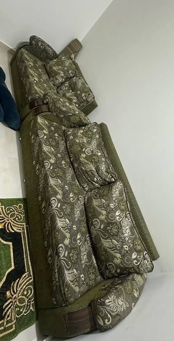 متاح . الشراي يتصل ع الرقم ***********. مكان سوق الشيخ خنيطله
