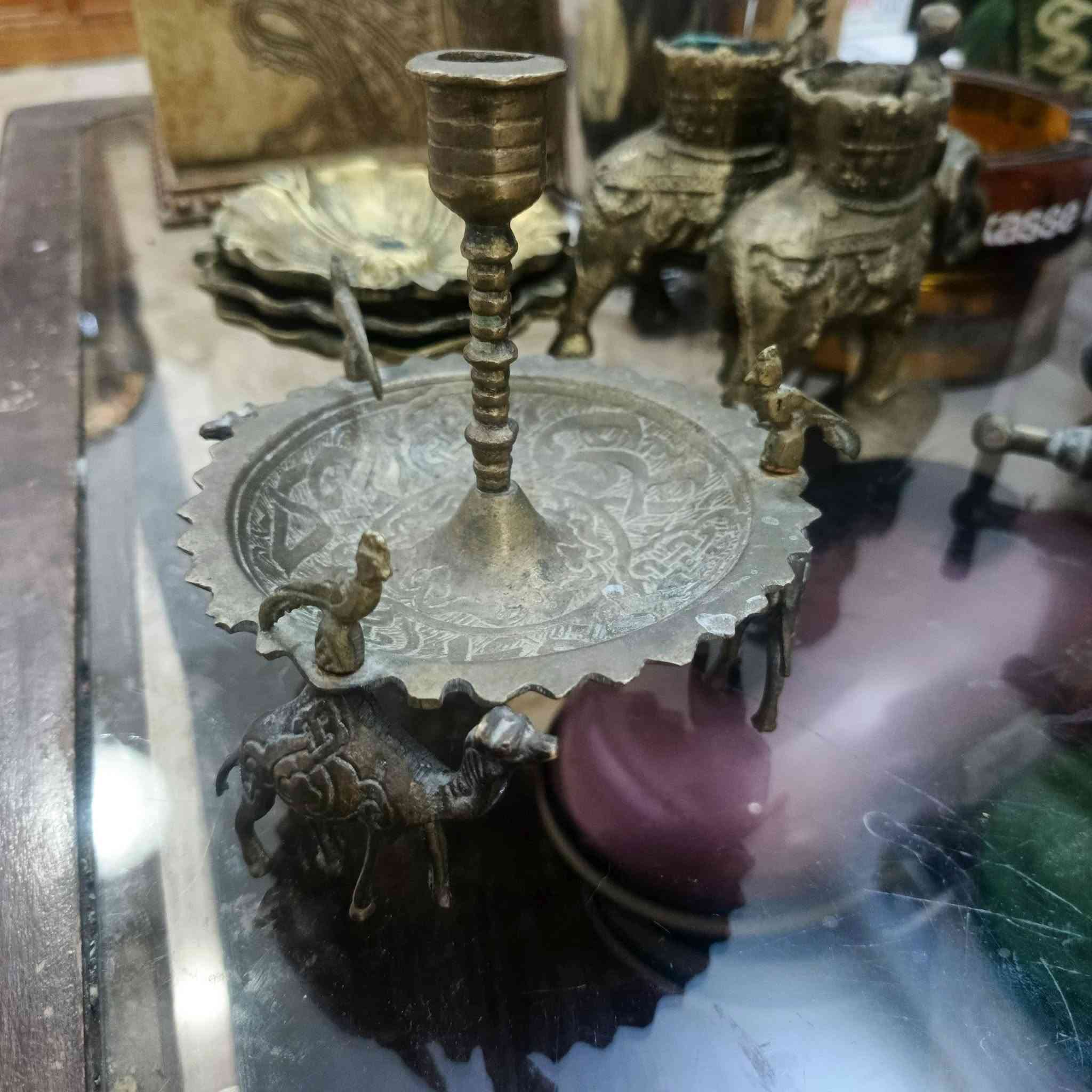 انتيكات قديمه للبيع الاسعار خاص او *********** بي وات ساب 
موجود توصيل للكل العراق
