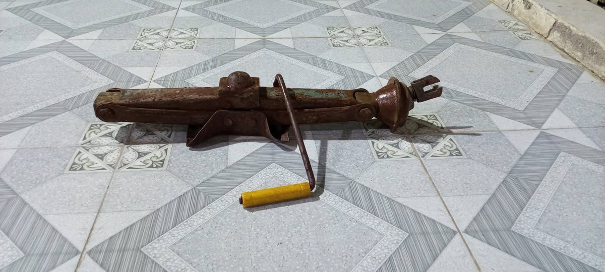 جك كوسره شغالات للبيع سعر خاص مكان كوت حي الجهاد ***********
