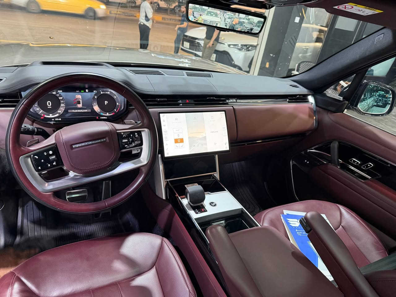 RANGE ROVER 2025 🇬🇧P400 V6 
رانج روفر 2025 🇬🇧 p400 V6 
ضمان وكالة سردار ✅
تغليف كامل المركبة ppf 
كفالة عامة 
عداد المسافة المقطوعة 14000 k/m 

📍بغداد شركة ابو ظبي چكوك قرب بوابة الكاظمية 

***********

*********** 📞
